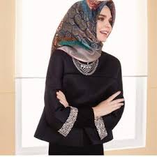 Ilkbahar Yaz Yeni Sezon Ipek Armine Esarp Modelleri Kadin Ve Trend Moda Guzellik Ve Saglik Blogu Moda Moda Stilleri Esarp