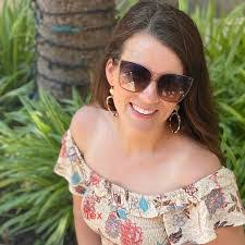 Calista Harris's Instagram, Twitter & Facebook