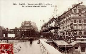 Travaux Du Metropolitain Caisson Place Saint Michel Metro Paris Metro Parisien Paris