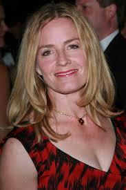 Elisabeth Shue