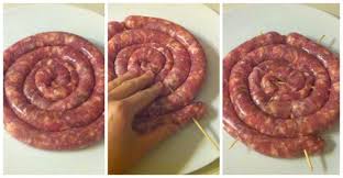 Oltre alla ricetta base, esistono varie modalità di preparazione a fine cottura le salsicce si saranno dorate e il fondo di cottura si sarà quasi del tutto asciugato. Salsiccia In Padella Ricette Di Cucina Il Cuore In Pentola