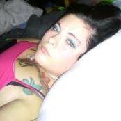 Angela Kern (lilgreeneyes21)