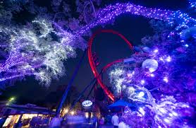 — seaworld and busch gardens announced it's offering free admission to u.s. Behind The Thrills Busch Gardens Tampa S Modified Christmas Town Debuts November 20 Amusement Parks Guides News