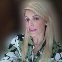 Heidi Dubois's Instagram, Twitter & Facebook