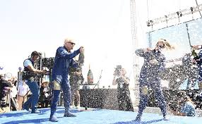 Sir richard branson takes off on 'extraordinary' space flight the uk businessman is set to realise a lifetime's ambition by flying to the edge of space. Lamz5q49trefxm