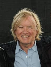 Kim Simmonds's Instagram, Twitter & Facebook