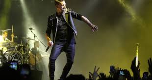 Maybe you would like to learn more about one of these? El Regreso De Chano Moreno Charpentier A Los Escenarios Chano Moreno Charpentier Tan Bionica Concierto Bionica