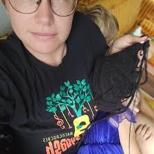 Caitlin Eckert's Instagram, Twitter & Facebook