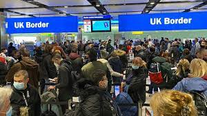 Queues 'like a theme park' at airport after portugal removed from green list the country was placed on the amber list by both the scottish and uk governments last week over fears about the spread of the delta variant Covid 19 Crowds At Heathrow Airport Spark Social Distancing Concerns Uk News Sky News
