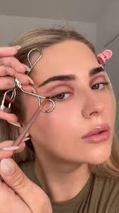 Alondra Olivas's Instagram, Twitter & Facebook