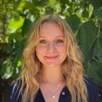 Daisy Barraza's Instagram, Twitter & Facebook