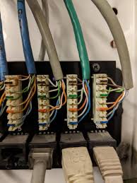 Cat5e cable will operate at up to 350 mhz, instead of the 100 mhz of standard cat5 cables. Identify Cat5 And Cat5e Wiring Visually Server Fault