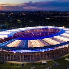 Olympiastadion Berlin Mit Neuer Led Beleuchtungsanlage Dorsten Olympia Stadion