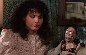 Oh man i hadnt thought of that in years. Beetlejuice Small Head Gifs Tenor
