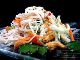 Malaysian nyonya kerabu bee hoon. Thai Chicken Vermicelli Salad