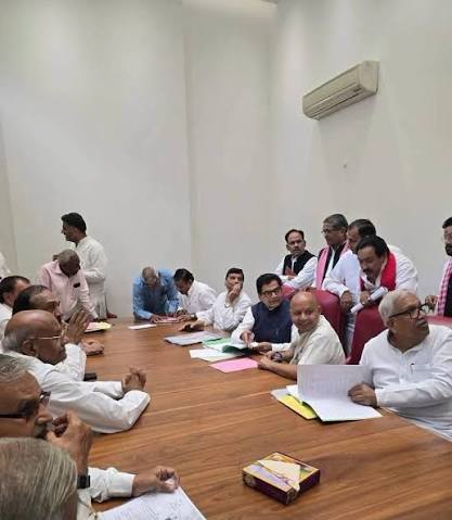 संभल हिंसा मामले में सुप्रीम कोर्ट ने रद्द की NSA की हिरासत, यूपी सरकार पर लगाया 10 लाख रुपये का जुर्माना। संभल हिंसा मामले में सुप्रीम कोर्ट ...
