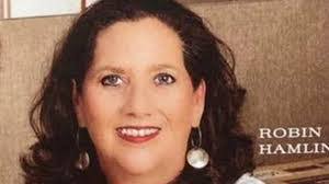 Robin Hamlin's Instagram, Twitter & Facebook
