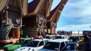 Semoga inisiatif komunitas ini dapat terus tumbuh dan bermanfaat bagi. Corolla Retro Makassar Ramaikan Lovely December Di Tana Toraja Tribun Timur