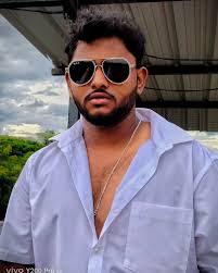 New time now my turn💯 #new #pic #instagram #phone #photo #like #comment  #viral #share #altaf #Ap #company #goodvibes #use #threads @instagram  @yoyohoneysingh