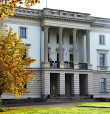 1.5 million visitors go through the real white house each year, but they see only a handful of rooms. Piano Tour De Herfurthsche Hausmusik Seensationell In Sachsen Weisses Haus Exklusiv Pdf Free Download