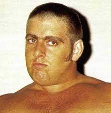 Ric flair, de son vrai nom richard morgan fliehr, né le 25 février 1949 à memphis, est un catcheur américain.il est connu pour son travail à la national wrestling alliance, à la world championship wrestling et à la world wrestling federation/entertainment. Ric Flair 13 Stories Exposing The Real Nature Boy