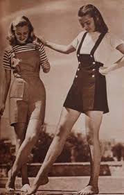 What did guys and girls wear to a disco dance? Inspirasi Gaya Fashion Vintage Mudah Dan Keren Tokopedia Blog