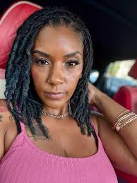 I started my Journey back in July, I'm so excited!! But this “ugly”  stage🤦🏽‍♀️ although i dont like the look right now, I'm still trusting  the process.