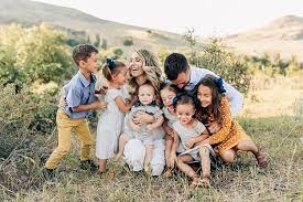 Pin On Family Photoshoot