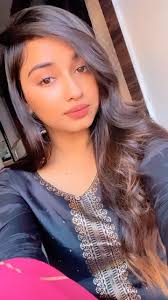 Nancy Roy's Instagram, Twitter & Facebook