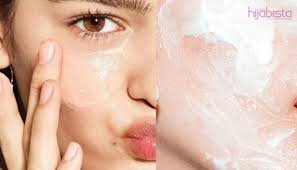 Cuci tangan sebelum membersihkan muka, memakai makeup atau memegang wajah anda. Impikan Wajah Glowing Dan Glass Skin Perbetulkan Dahulu Cara Cucian Muka Anda Hijabista