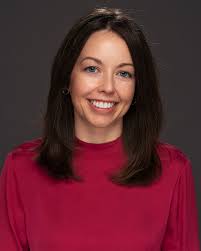 Amber Warren's Instagram, Twitter & Facebook