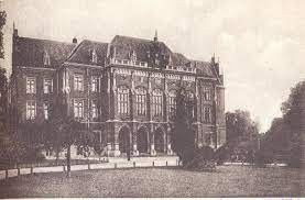 The jagiellonian university, as one of poland's best institutions of higher education and the second oldest in central europe, occupies an important position on the academic world map. Datei Basa 1771k 1 1163 32 Jagiellonian University Krakow Poland Jpeg Wikipedia