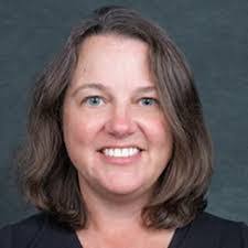 Keri Wallace's Instagram, Twitter & Facebook