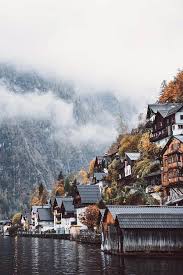สถานที่สุดท้ายที่เราจะพาทุกคนมาสักครั้งในชีวิตนั่นคือ เมืองฮัลล์สตัทท์ (hallstatt) ประเทศออสเตรีย เมืองที่มีทะสาบที่สวยที่สุดในโลก มีความสวย. Great Vienna Austria Porcelain Marks Exclusive On Travelarize Com Places To Travel Austria Travel Places To Visit