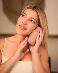 Dream collab, dream clients, dream moment! Thank you @thenowmassage and  @rarebeauty 🫶🏼🥺🤍✨ Special shoutout to @garadanielle for always  motivating me to model and believe in myself! 😘✨