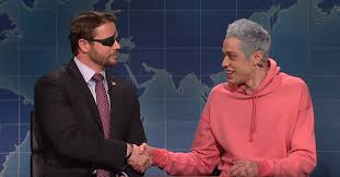 Saturday night live comedian pete davidson mocked the appearance of a congressional candidate whose eye was destroyed while he served in afghanistan. Snl And Pete Davidson Apologize To Dan Crenshaw The Atlantic