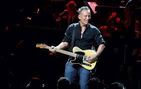 10 Best Bruce Springsteen Songs of All Time - Singersroom.com