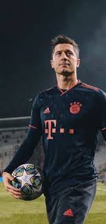 Bayern robert lewandowski fußballnationalmannschaften polen legenden. Lewandowski