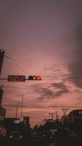 Traffic Lamps Comparing The Sunset Are Love Fotografi Alam Pemandangan Kota Pemandangan