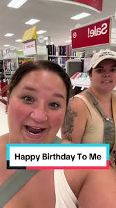 @Emily|FernandFinchHandmade today is stupid #birthdayvlog  #itsmybirthdayandillcryifiwantto #foulmood #badday #minioncake  #coldstonecake #happybirthday