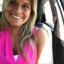 Hailey Carnes (haileycarnes)