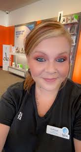 Trinity Briggs's Instagram, Twitter & Facebook