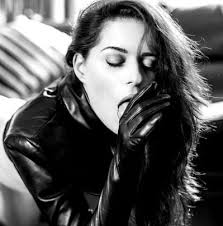 Pin de Jorge Arzate en Gloves