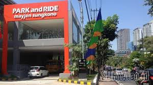 Moovit helps you find alternative routes or times. Park And Ride Mayjend Sungkono Mrt Belum Jelas Kini Berubah Fungsi Jadi Parkir Inap Bertarif Murah Surya