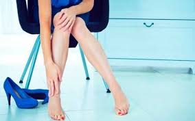 In acest caz apar dureri musculare la picioare. Cauzele Cele Mai Comune Ale Durerilor Crunte De Picioare Cum Ar Putea Cauza Sosetele Nepotrivite Boli Destul De Grave