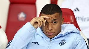 Laszlo Harangozo's Instagram, Twitter & Facebook