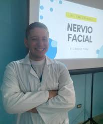 Oftalmólogo Dr. Ricardo Paez