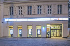 Im jahr 1997 ging sie mit der strategie, ihr retailgeschäft in die märkte. Serie Banking 2 0 Erste Bank Eroffnet Multichannel Flagship Mariahilf Invidis
