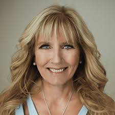 Barbara Ancarrow's Instagram, Twitter & Facebook