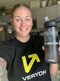 Dena Porter's Instagram, Twitter & Facebook